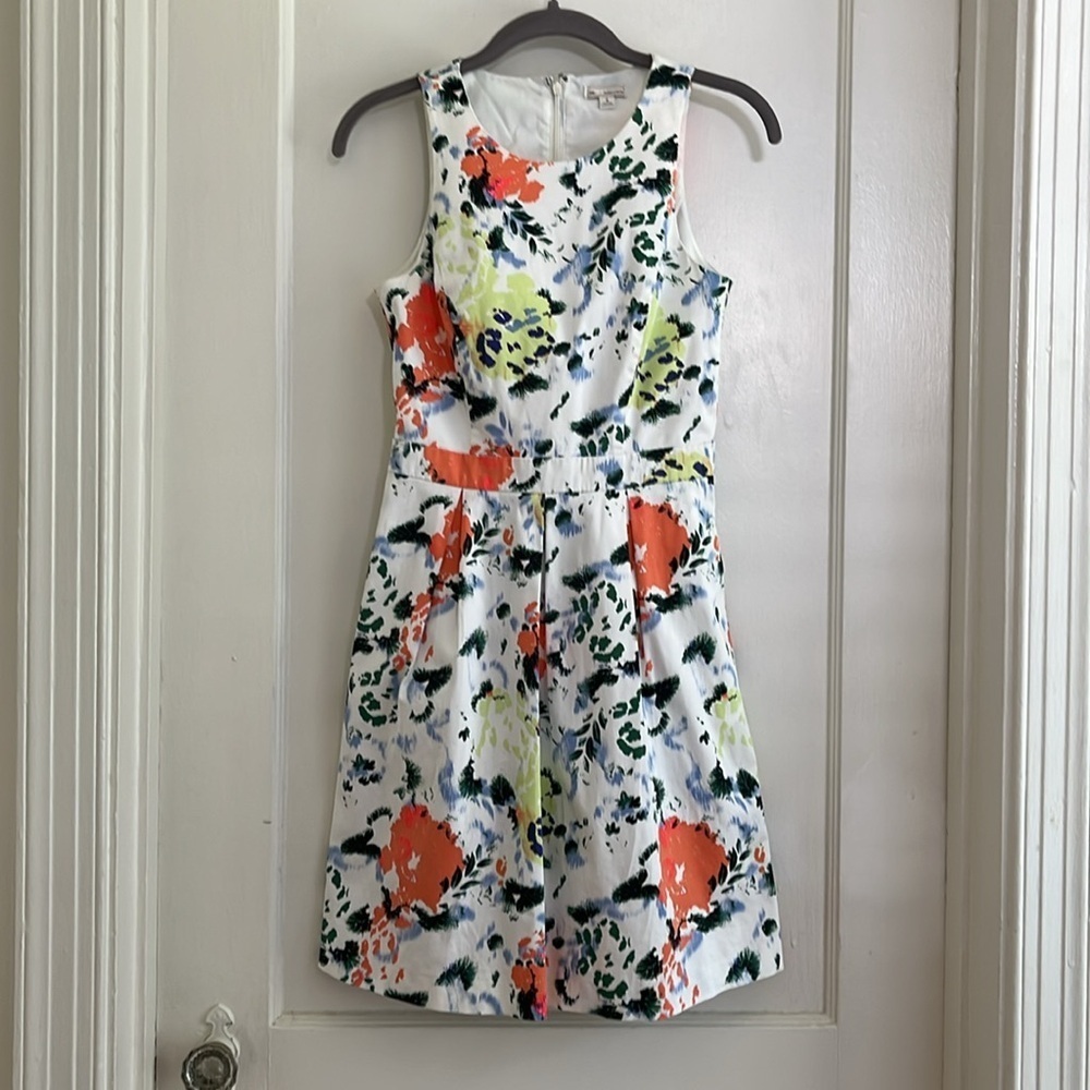 Gap Sara Dress White Floral Cotton Sleeveless Cocktail Fit and Flare